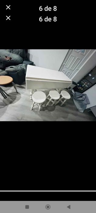 Mesa e 6 bancos de cozinha