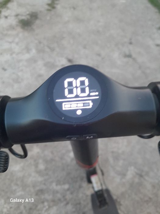 Електро самокат MAGINON