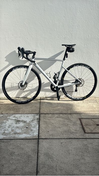 Van Rysel NCR AF 2026 — Tiagra 2x10 | Rodas Mavic Upgrade