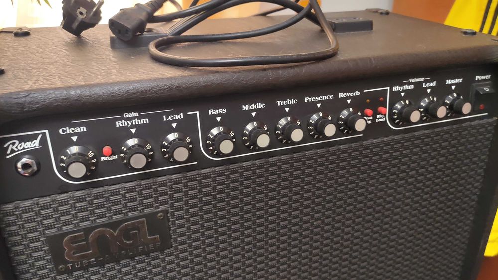 Engl road 710 ламповий підсилювач EL34. 3 канали 2 футсвіча, Германія