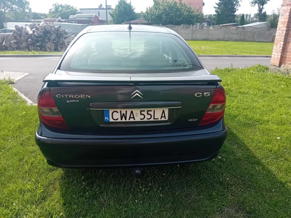 Citroen C5 2.2 HDI sedan
