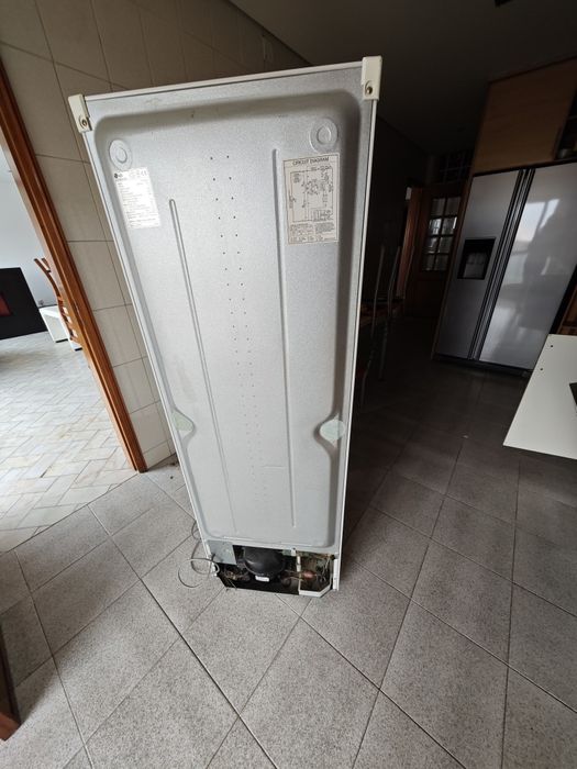 Frigorífico em bom estado