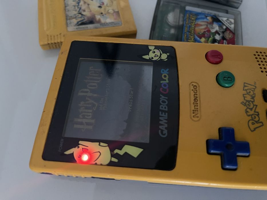 Gameboy Color Amarelo + Jogos
