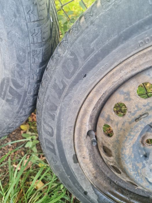 Felgi stalowe z oponami  zimowymi Toyota Yaris I