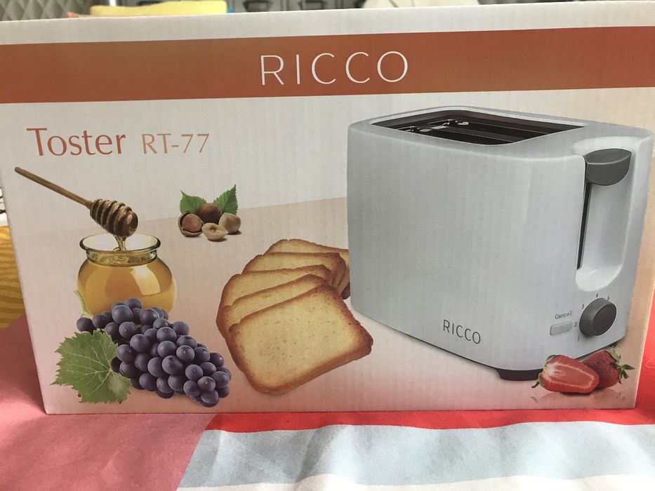 Toster Ricco kolor bialy