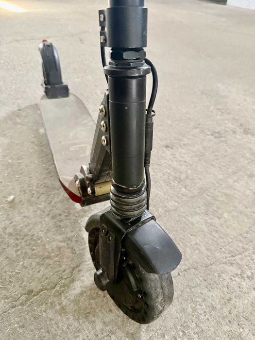 Електросамокат Kugo s3 Pro