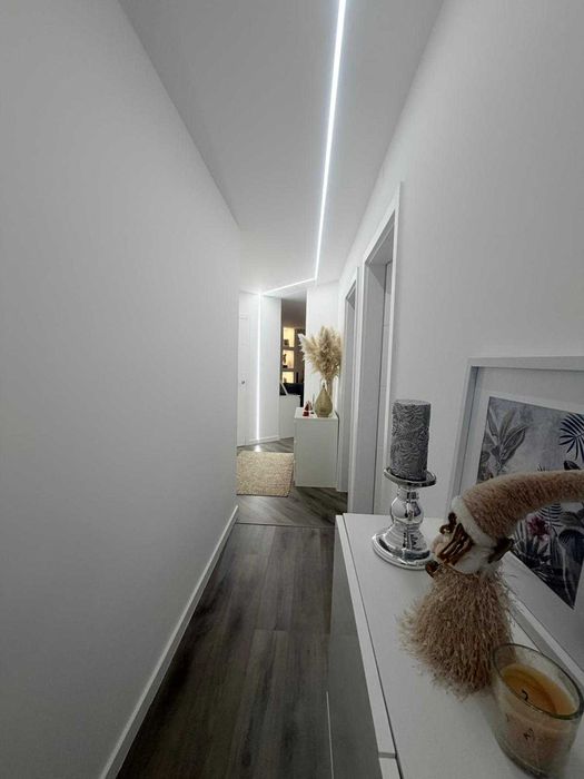 Sofisticação e Conforto em Cada Detalhe, com muita luz aqui tem