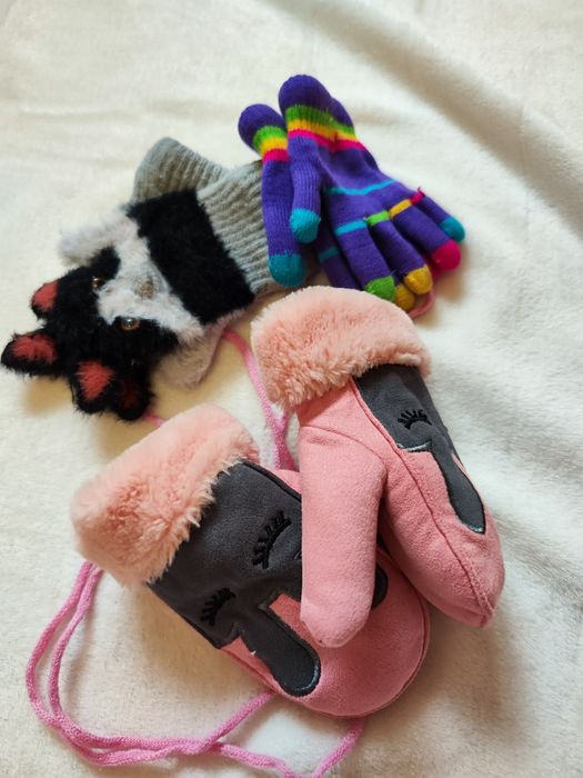Рукавички на дівчинку