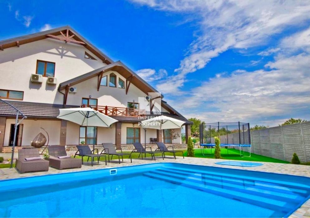 Продам шикрану віллу VIP рівня зі всіма зручностями!