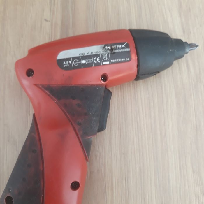 Электрический шуруповерт matrix, отвертка, викрутка