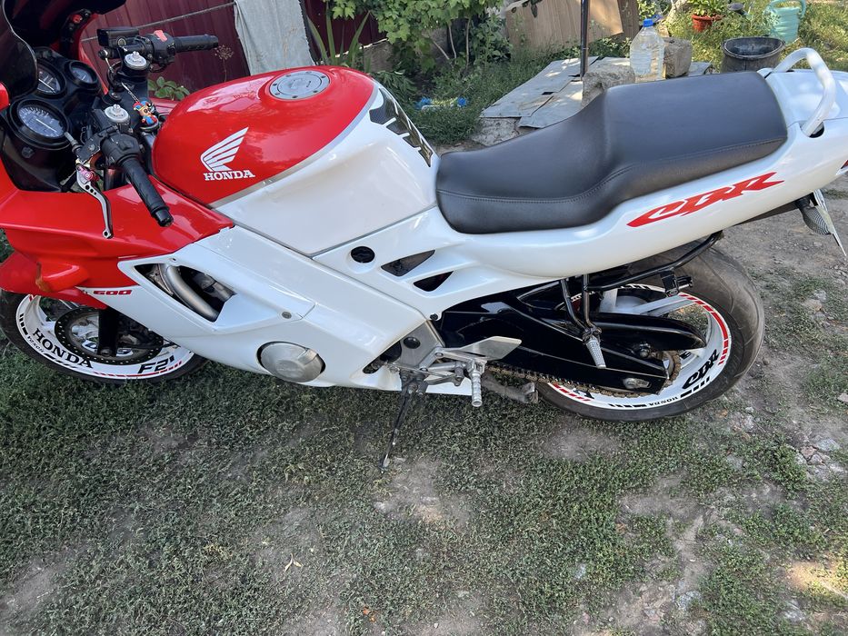 Продам Honda cbr 600 f