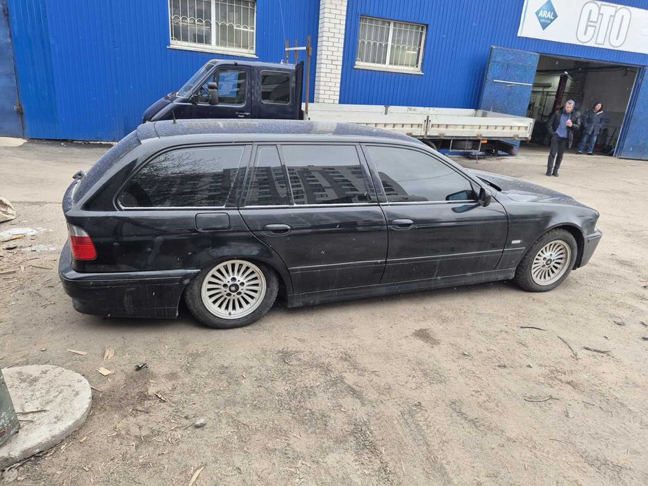 Дверь двери BMW e39 е39 универсал
