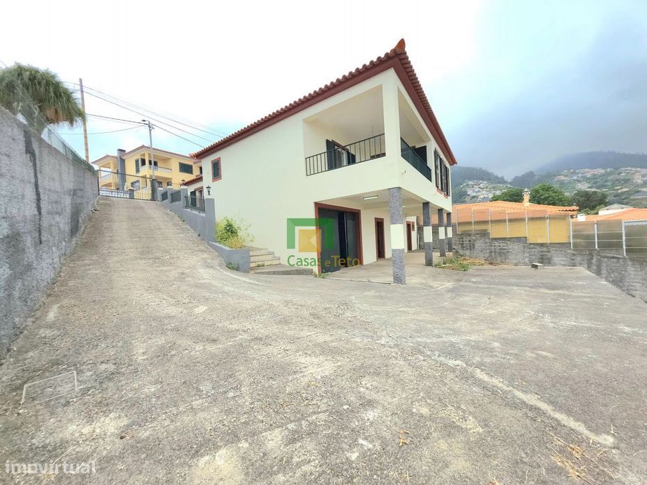 Moradia T3 Santo António
