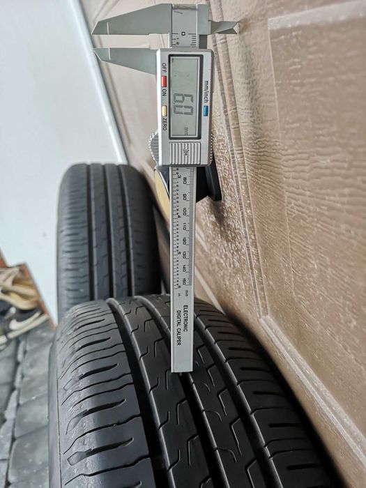 Opony z felgami do Toyota Yaris 2024
