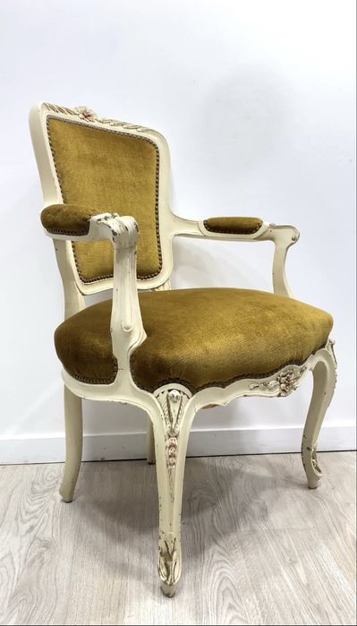 Antigo cadeirão / bergère.