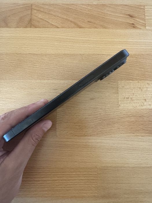 iPhone 15 Pro Max + capa - Fatura/Garantia