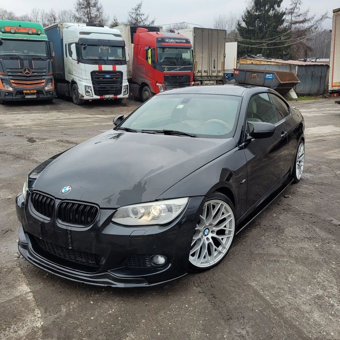 BMW Seria 3 BMW E92 325i Coupe 2011 3.0