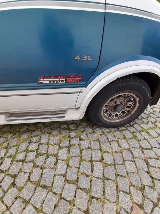 Chevrolet Astro z charakterem