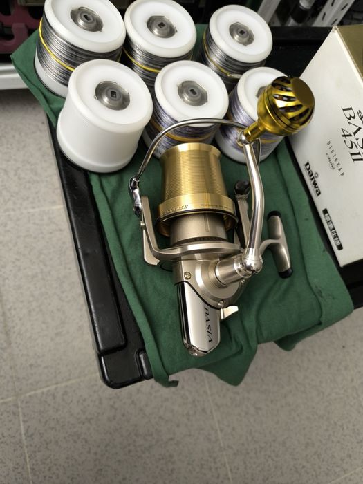 Carreto daiwa modelo japonês