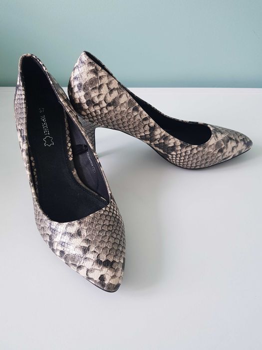 Nowe szpilki skóra węża 37 (23,5cm)