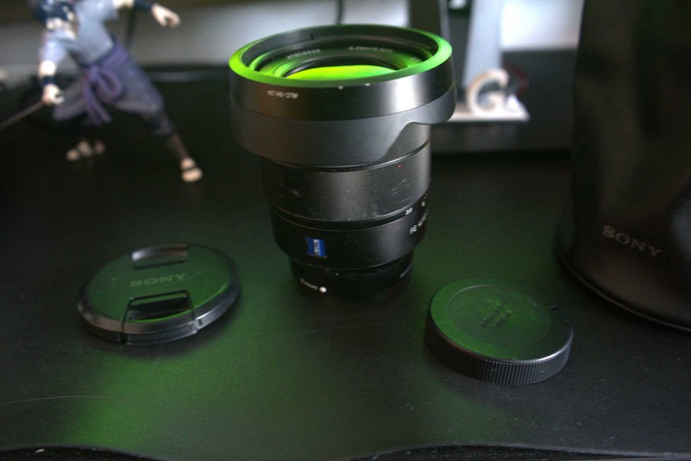 Lente Sony Vario-Tessar T FE 16-35mm F4 ZA OSS