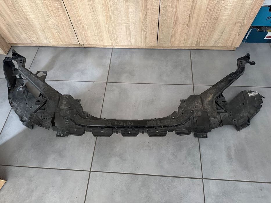 volvo v40 ii 12- pas przód wzmocnienie