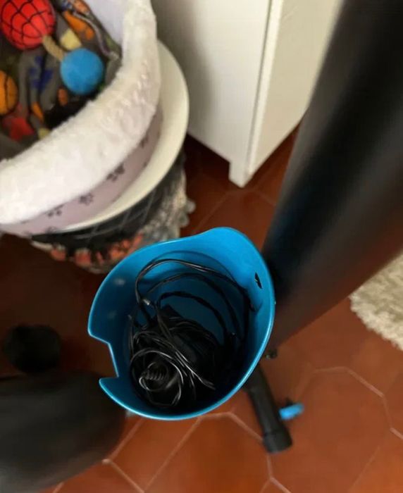 Bicicleta estática praticamente nova