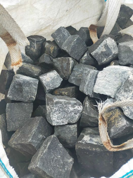 kostka czarna BAZALT