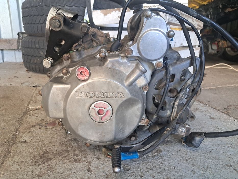 Silnik trx 400 (gaźnik instalacja airbox)