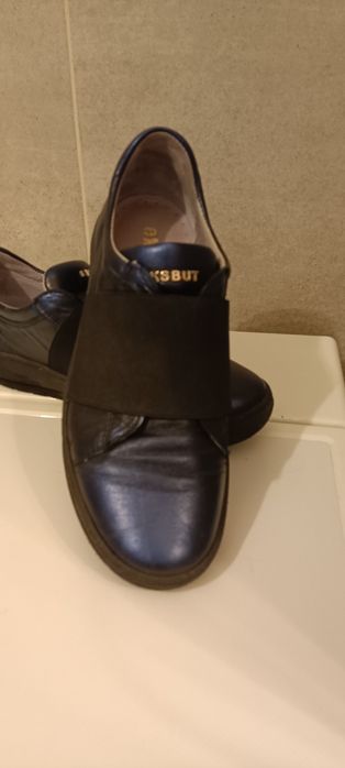 Skórzane buty Eksbut rozmiar 37 - granatowe