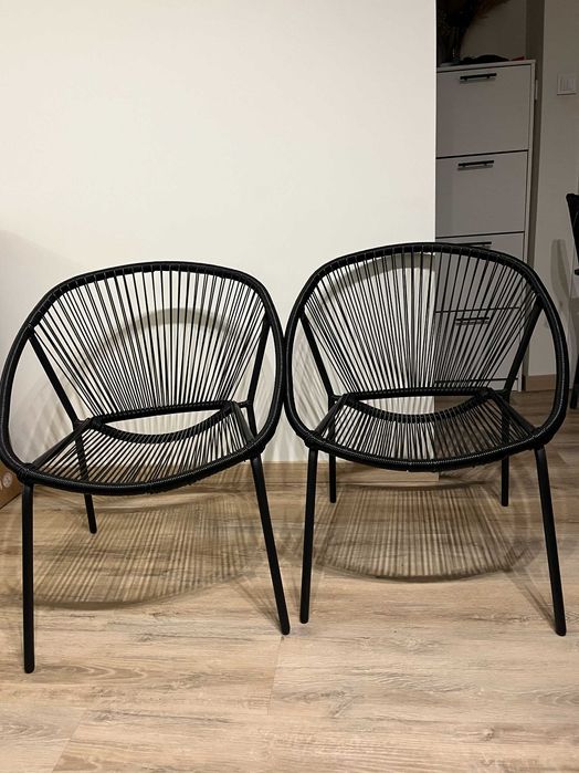 Dwa krzesła ogrodowe czarne z technorattanu