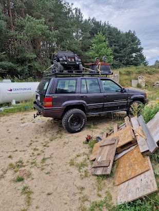 JEEP Grand Cherokee