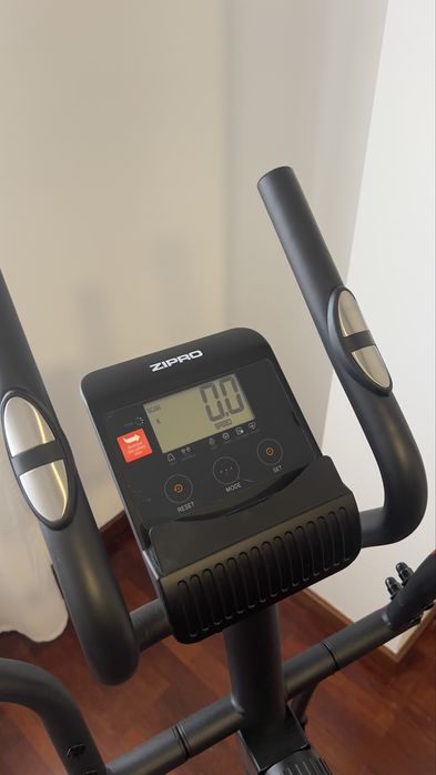 Bicicleta Elíptica Zipro Shox