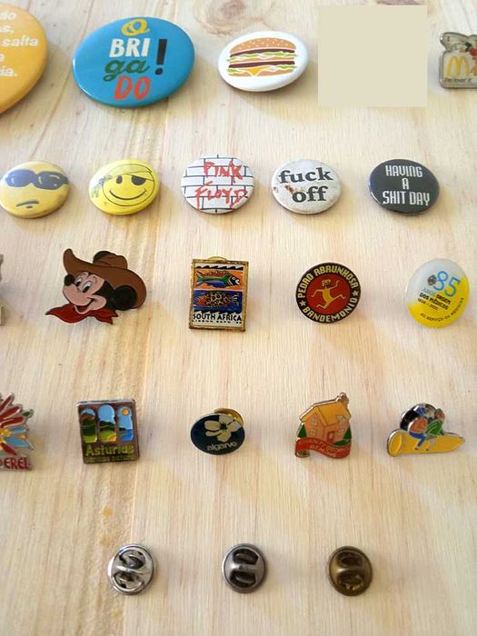 Pins De Colecção