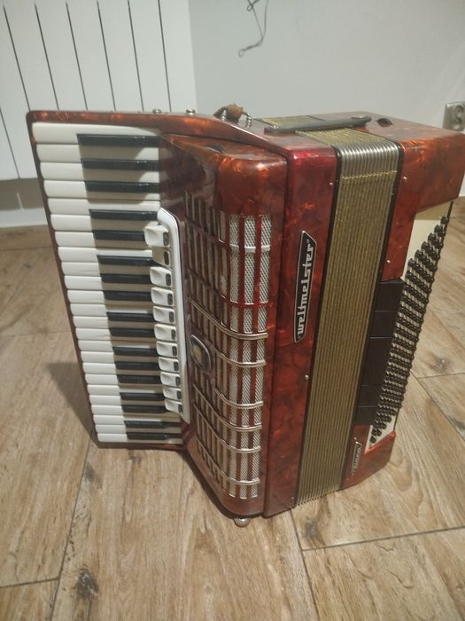 Akordeon weltmaister 120