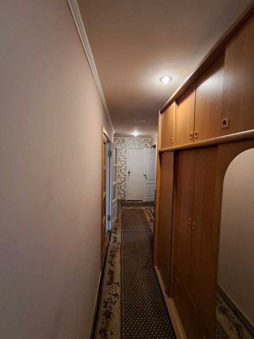 В продажу 3к квартира з косметичним ремонтом