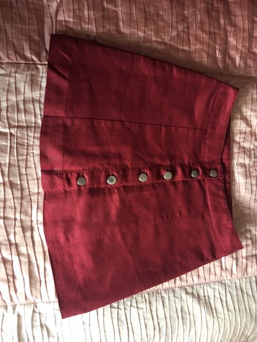 Spódnica mini bordo zapinana z przodu rozm S H&M