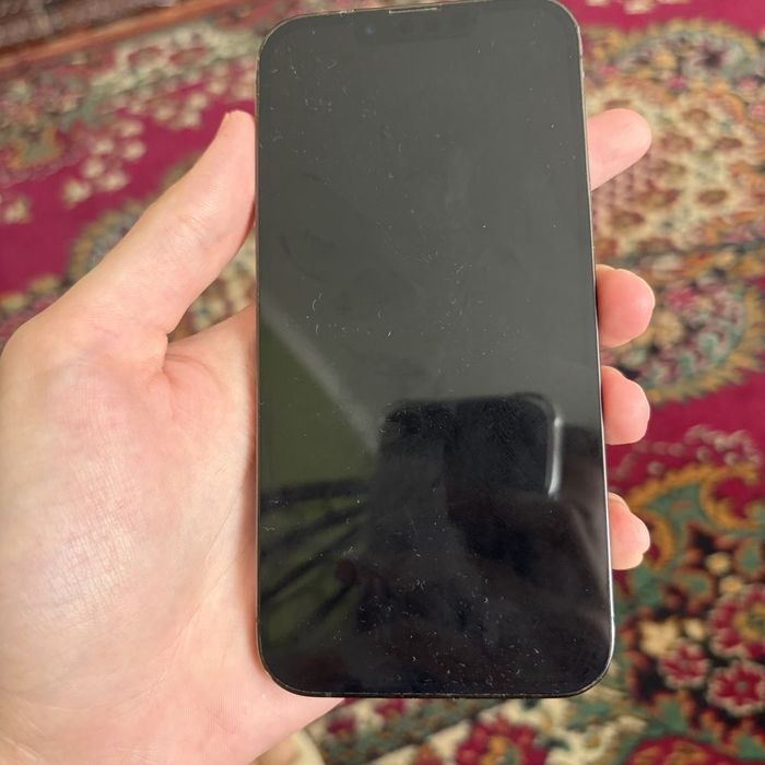 iphone 13 pro на 256 iCloud не знаю