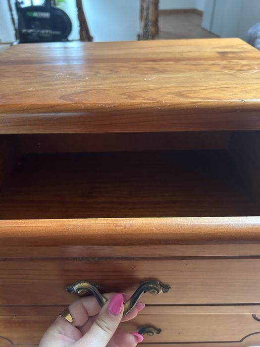 Mesa de cabeceira