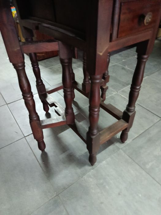 Mesa de apoio  pequena