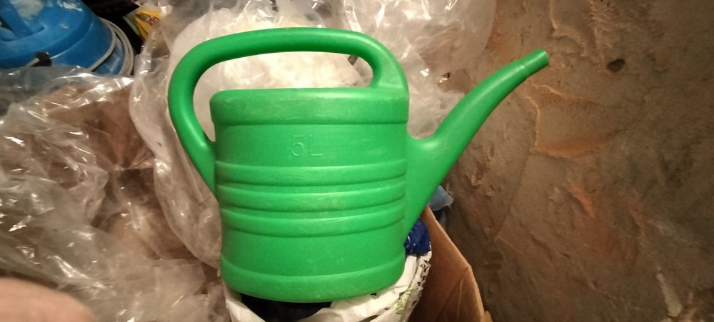 Konewka 5 litrowa zielona