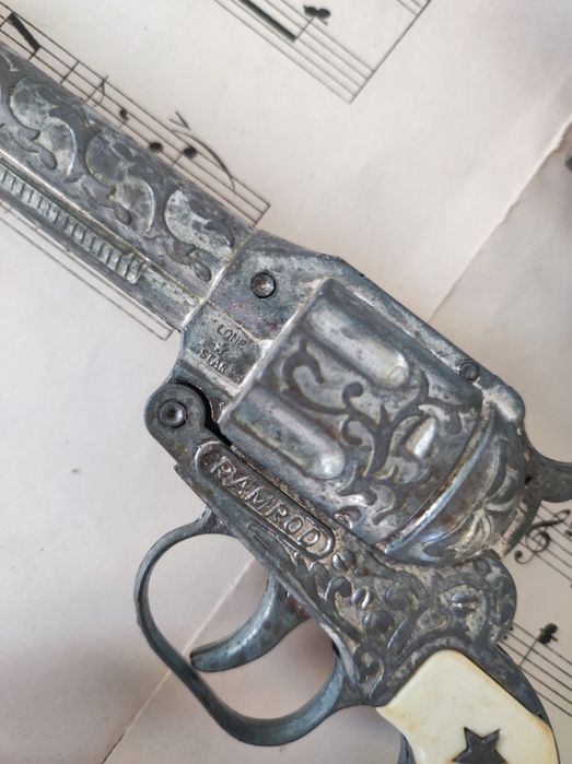 Pistolas de Fulminantes - Brinquedos Antigos