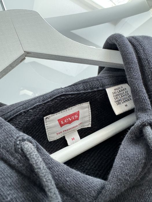 Bluza levis z kapturem