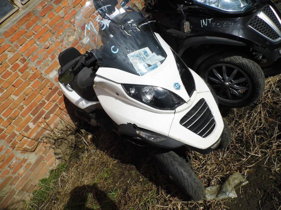 PIAGGIO MP3 125 CCM SILNIK LAGI LAMPA czesci zawieszenie chłodnica