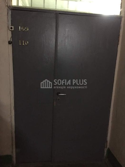 Срочно! 1к, Автозаводская 41, недорого