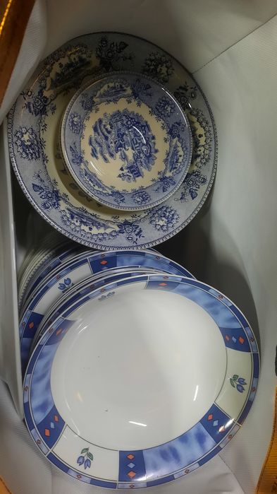 2 conjuntos de loiça