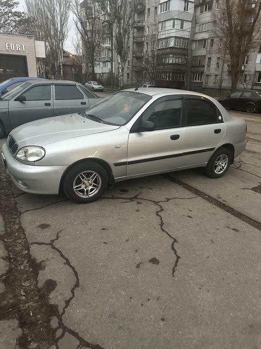 Продам DAEWOO Lanos 1.5 газ/бенз