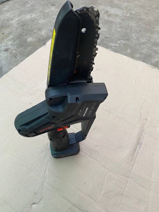 Акумуляторна ланцюгова пила Dnipro-M CS-12