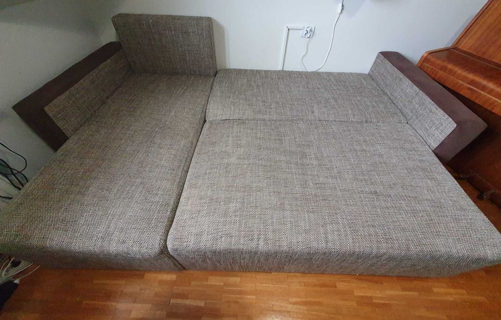 Kanapa z funkcją spania.