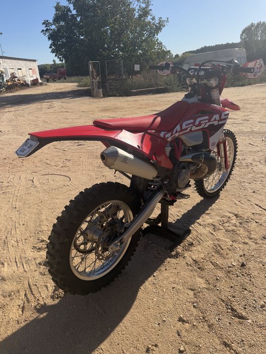 Gas gas ec 250 2024 (apenas 13 horas reais)